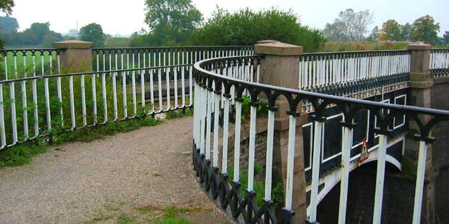 Nantwich Aqueduct railings