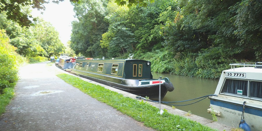 Boats at Avoncliff, Kennt & Avon Canal