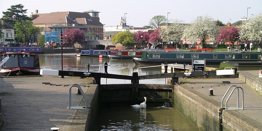 The lock at Stratford upon Avon