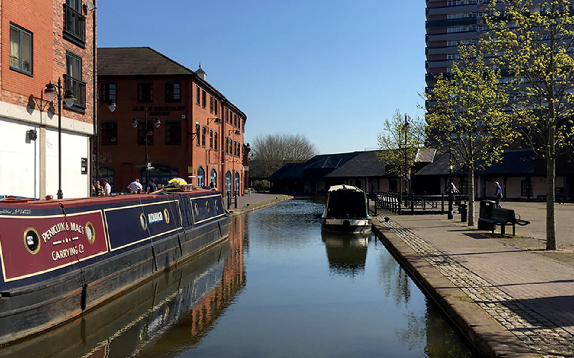 Coventry Canal – Nuneaton Stretch, from the fishery's own website