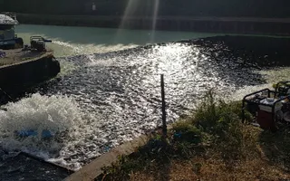 Aerator adding oxygen to the water at Selby Canal