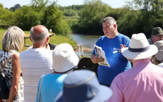 Volunteer at Naburn Locks
