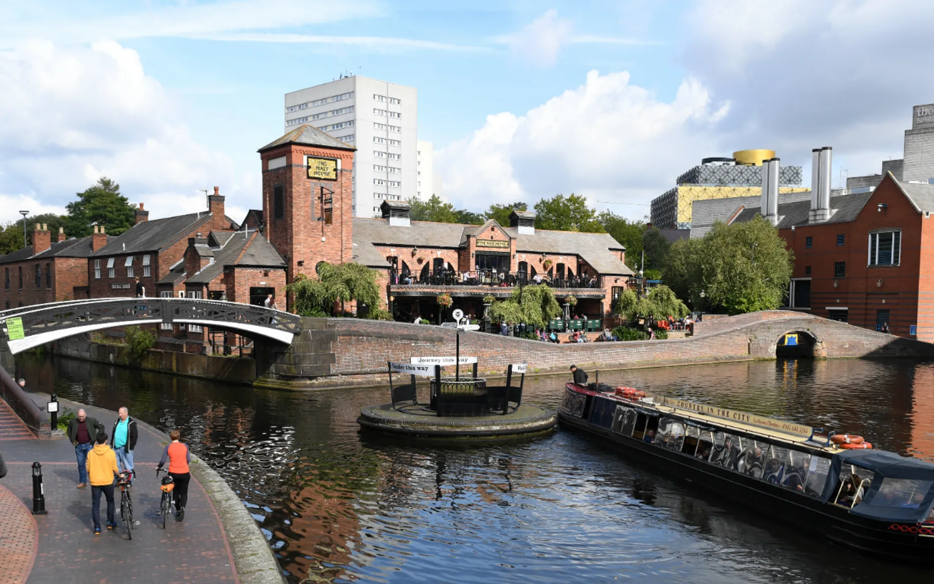 Birmingham and Fazeley Canal, from the fishery's own website