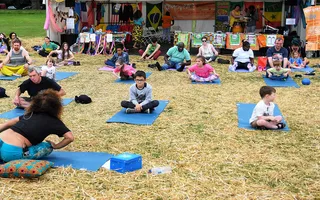 Outdoor yoga family session