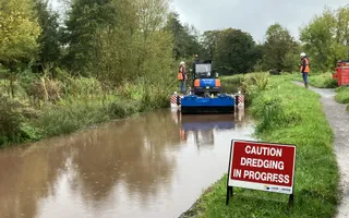 Monmouthshire & Brecon Canal dredging November 2