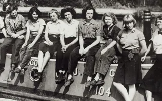 A group of Wartime Women Trainees aboard the Grand Union Canal