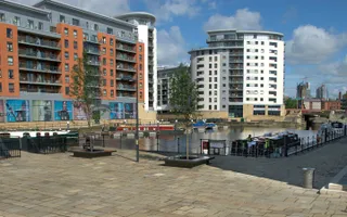 Clarence Dock, Leeds & Liverpool Canal meets the River Aire