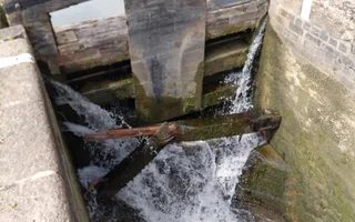Photo of dislodged buffer at top cill of lock 2