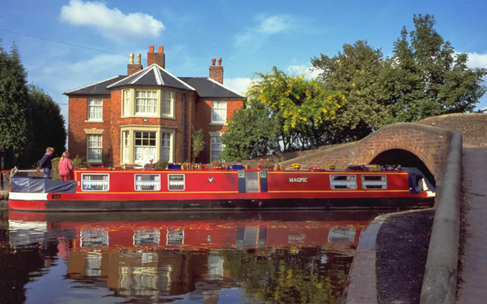 Birmingham and Fazeley Canal, from the fishery's own website