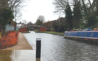 Boats going into Aylesbury