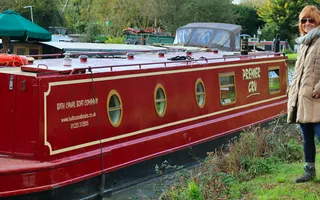 Hiring a boat on the Kennet & Avon Canal