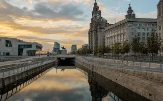 Sunrise on the Liverpool Canal Link