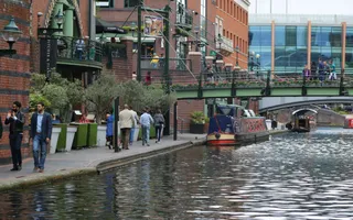 West Midlands region, the calm away from the concrete