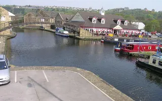 Apsley Basin - the one on the Huddersfield Broad Canal