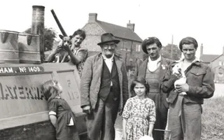 A boat family with British Waterways butty