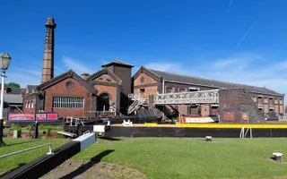 National Waterways Museum Pumphouse and bridge