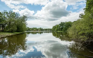 Earlswood Lakes