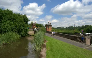 View along the canal to The Bratch