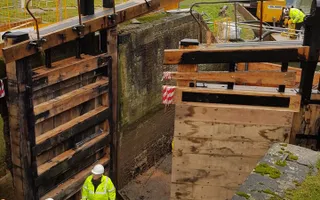 Lock gates replaced at Seabrook Lock