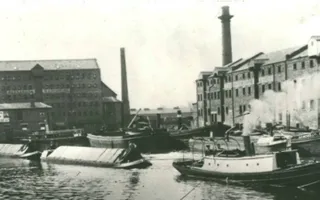 Worcester - iron, tunnel tug