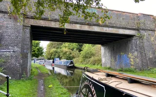 Photograph Cobb's Engine Bridge on the Netherton Tunnel Branch (New Mainline Canal)