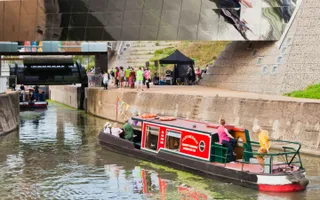 Stratford: boating on Bow Back Rivers