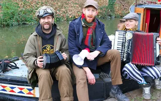 canalside ceilidh dance