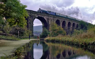 Saddleworth Viaduct near Uppermill