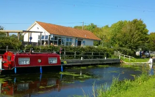 The cafe at Maunsel Locks