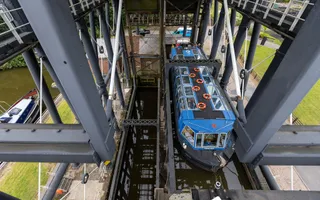 Anderton Boat Lift is powerful enough to carry two narrowboats or a single barge