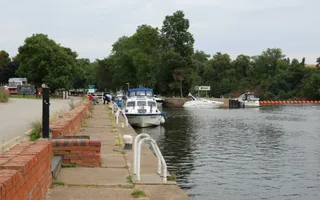 Gunthorpe riverside