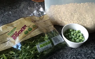 Frozen peas, lettuce and oats