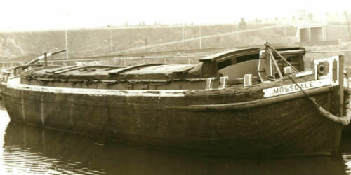 Mossdale - wooden Mersey flat built of oak with pitch pine planking, following the design of the original Mersey sailing flats
