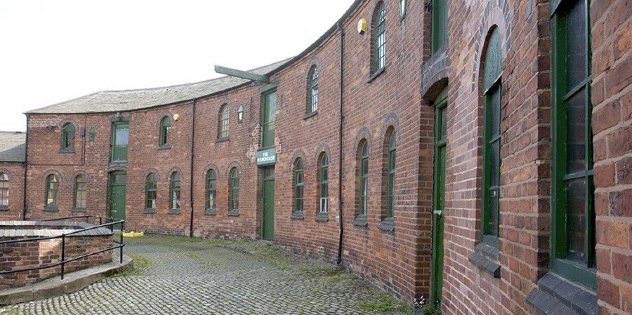Roundhouse cobbled courtyard
