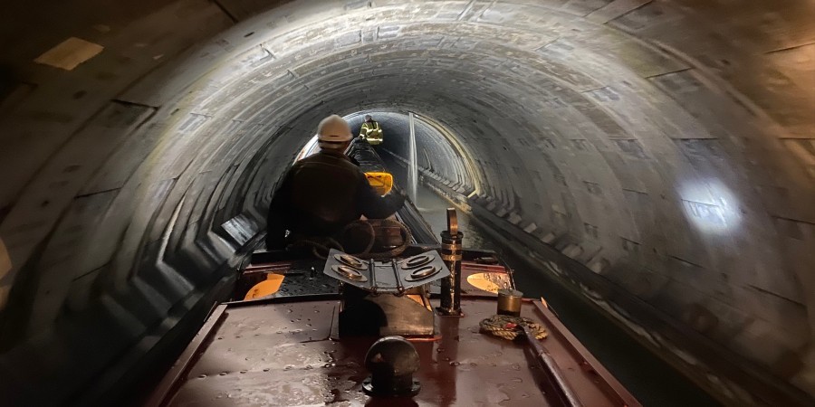 Blisworth Tunnel inspection 