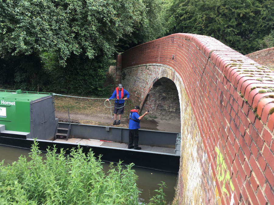 Volunteer helmsman, assisting on an Annual Inspection, Grand Union Canal by Laura Diez Balbas