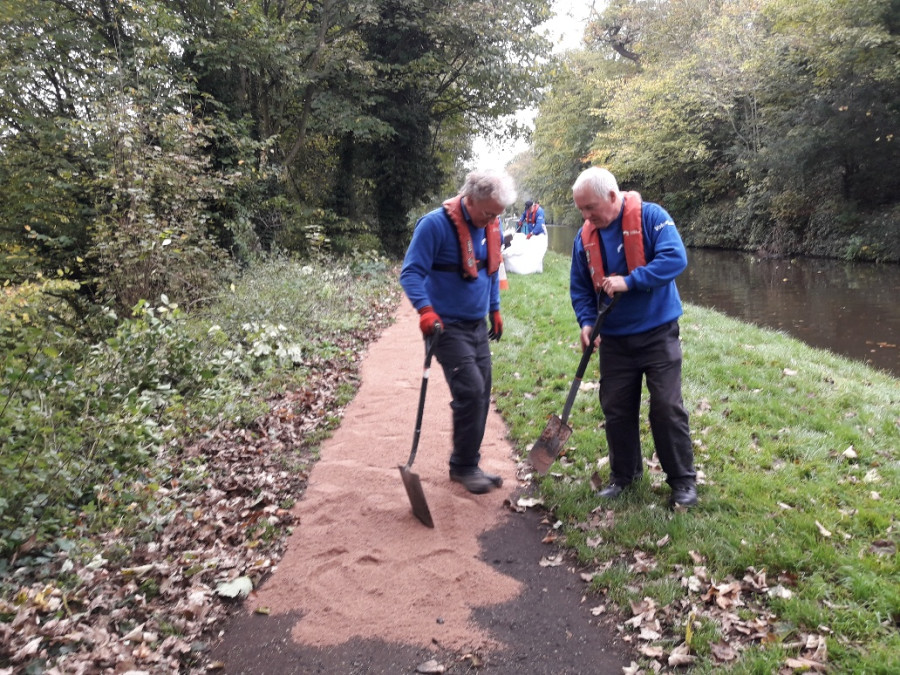 Wolverley towpath re-surface, Wolverley by John Foale